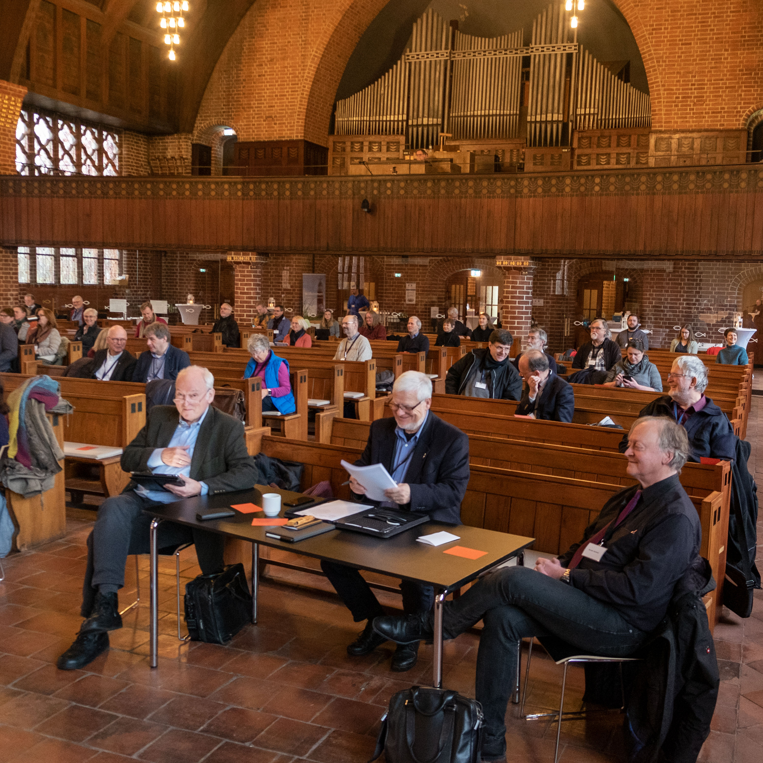 Die Synode Altholstein tagt in der Kieler Petruskirche