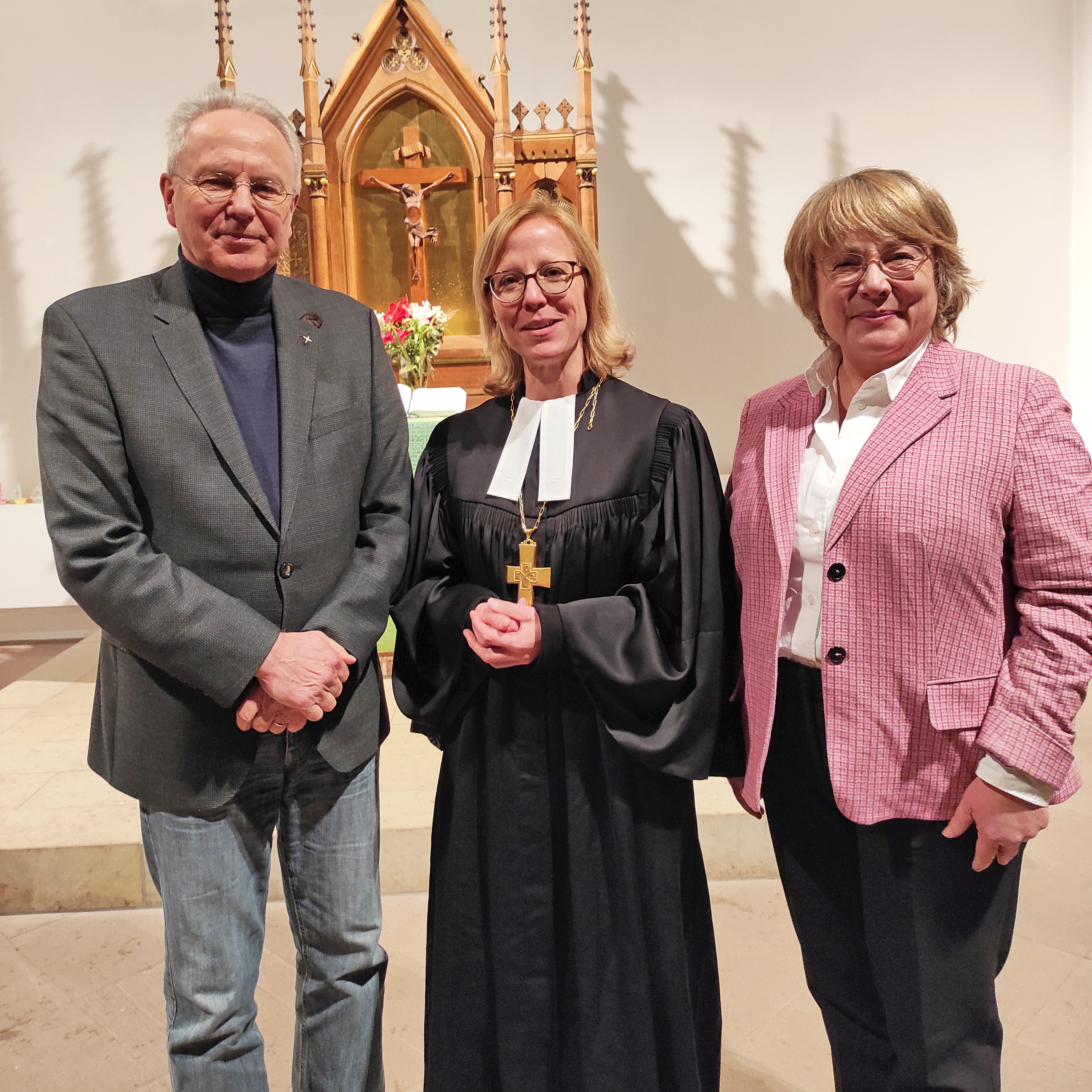 Synodenpräses Michael Rapp, Bischöfin Nora Steen, Pastorin Simone Pottmann